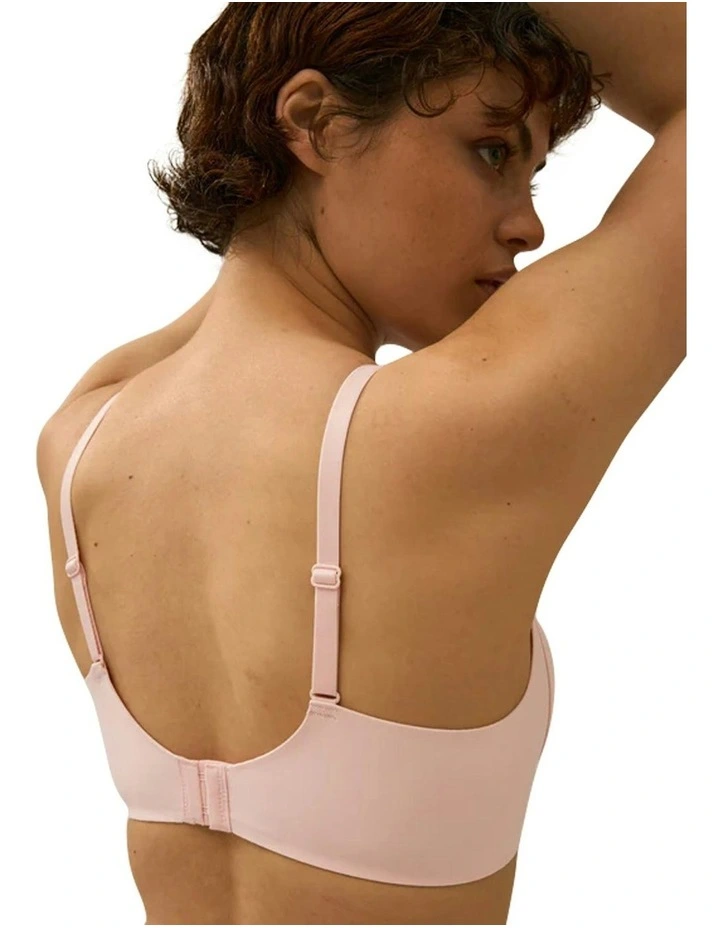 Side Smoothing Soft Cup Wireless Padded Bra in Blush image 2