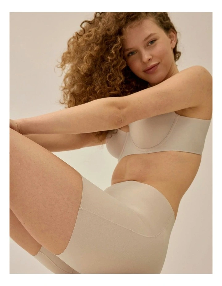 Wired Unpadded Side & Back Smoothing Bra in Light Beige image 3