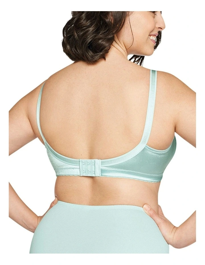 Contour Soft Minimiser Bra in Light Mint image 5