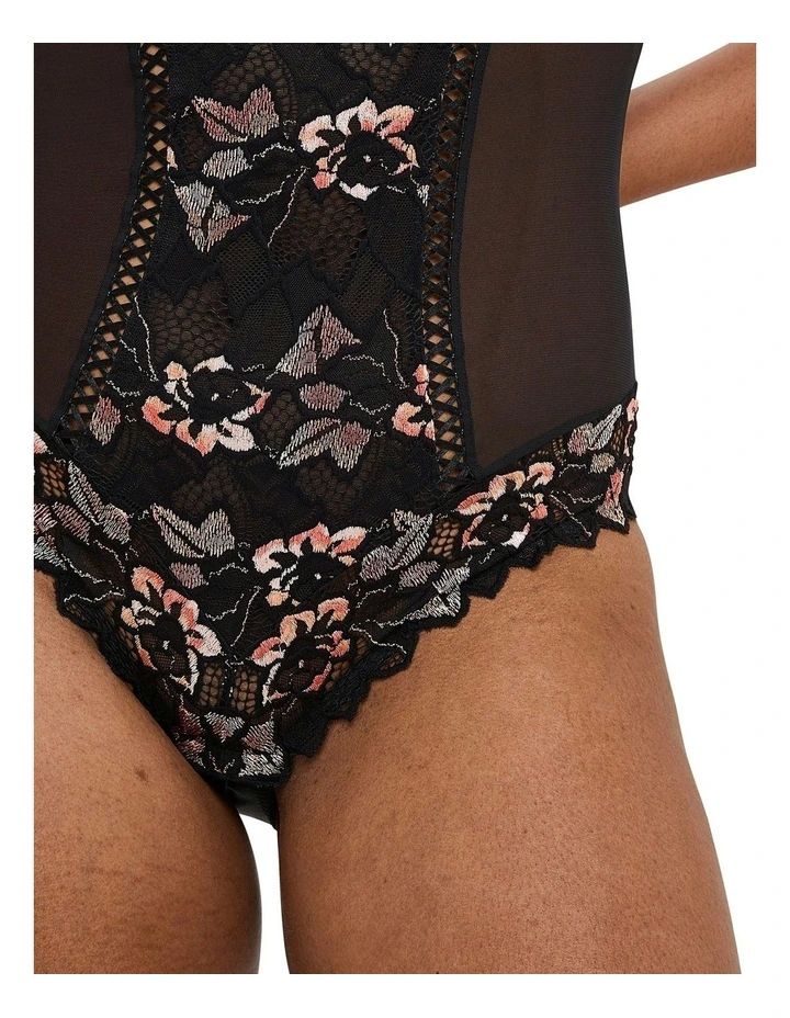 Arum Cabaret Underwired Lace Bodysuit in Black image 5