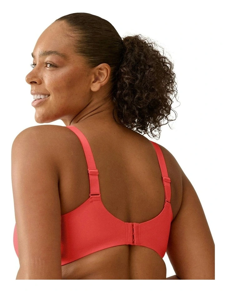 Side Smoothing Soft Cup Wireless Padded Bra in Red image 2