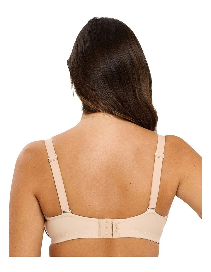 Perfect Curves Moulded Full Coverage Wirefree T-shirt Bra in Blush image 2