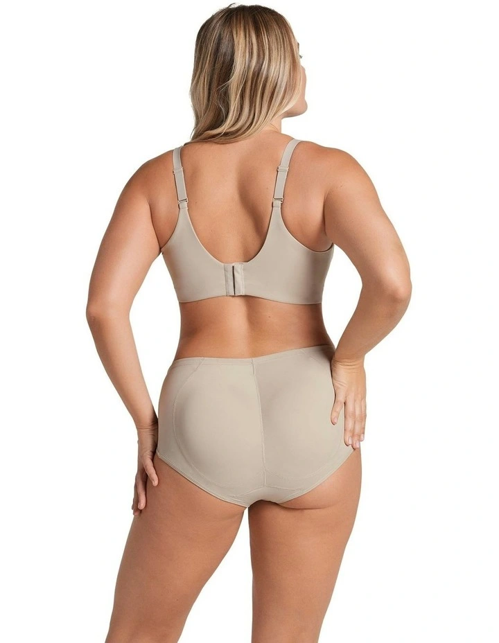 Everyday Supportive Side And Back Smoothing Wireless Bra in Nude image 5