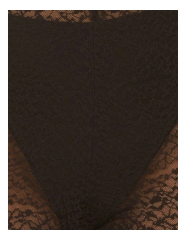 Pretty Smooth Lace Light Shaping Short in Black image 6