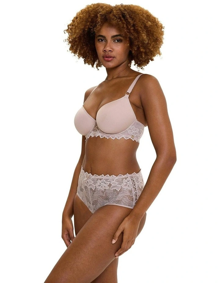 Arum Prima Wired Spacer T-Shirt Bra With Lace in Beige Taupe image 3