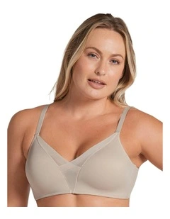 Magical Light & Natural Wireless Push Up Bra in Nude