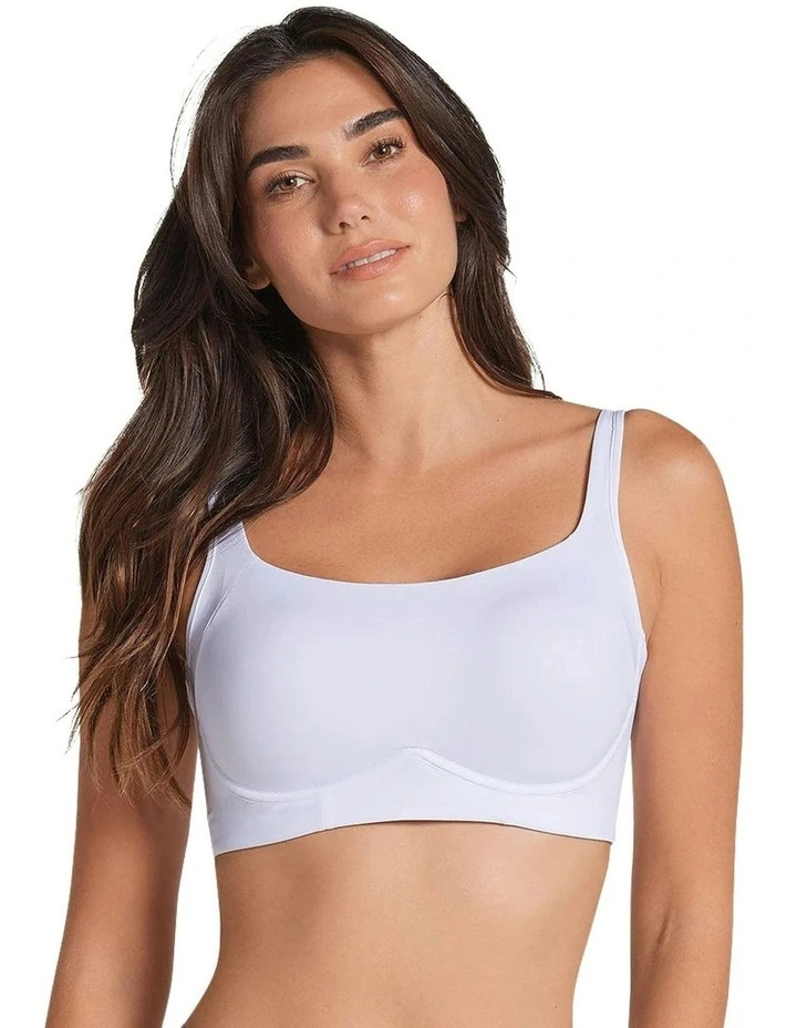 Everyday Supportive Side & Back Smoothing Wireless Bra in White image 7