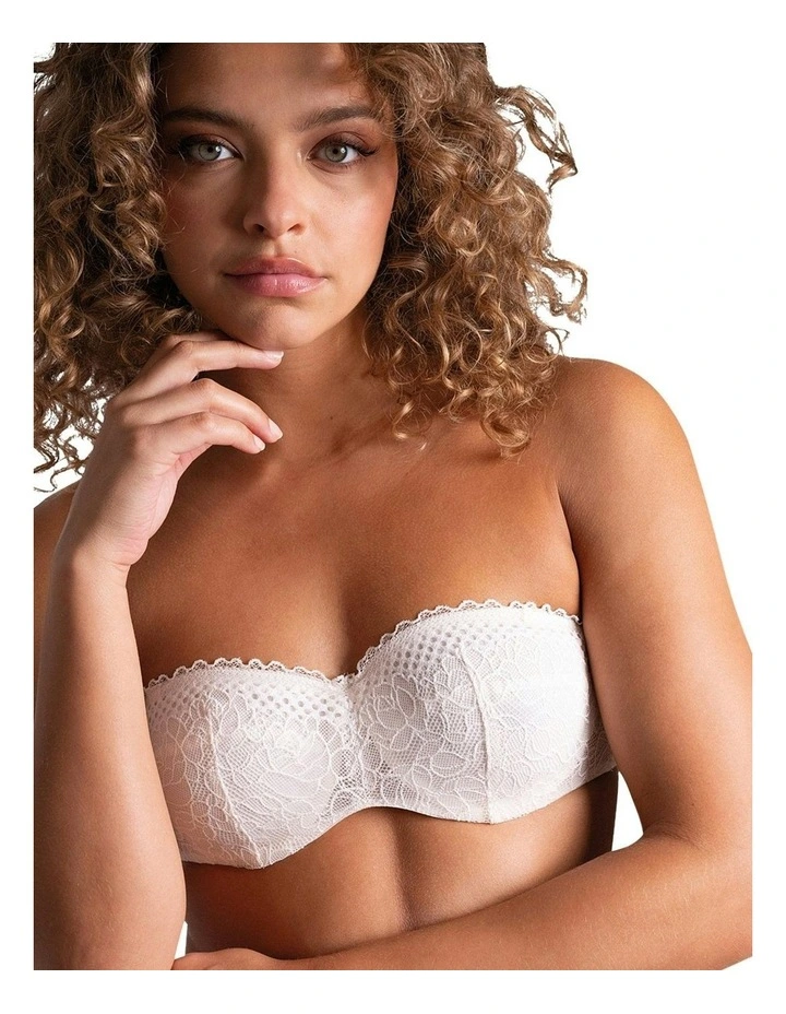 Pila Wired Lace Bandeau Convertible To Strapless Bra in Talc image 1