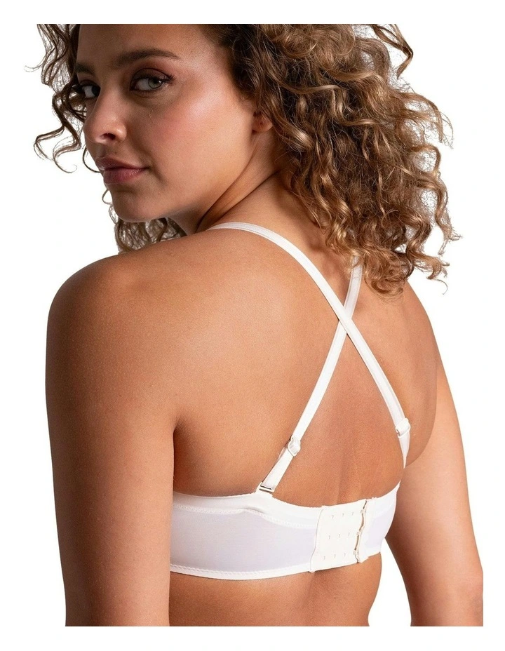 Pila Wired Lace Bandeau Convertible To Strapless Bra in Talc image 5