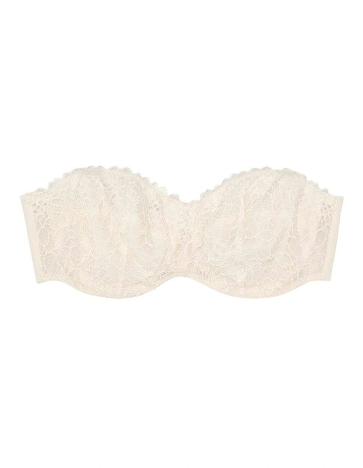 Pila Wired Lace Bandeau Convertible To Strapless Bra in Talc image 7