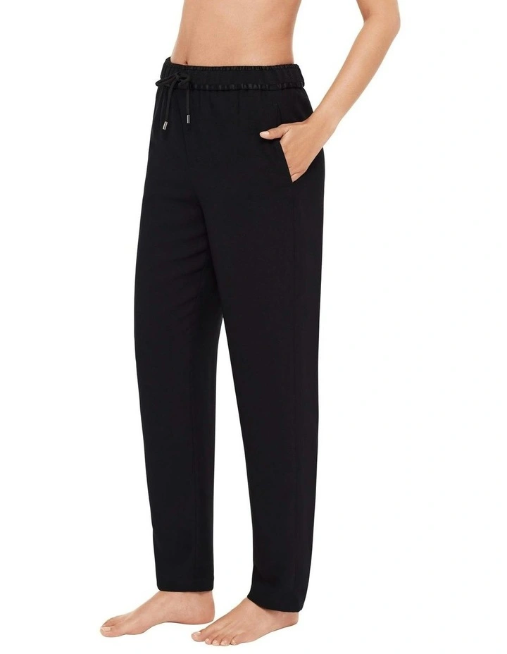 Crepe Easy Jogger Relaxed Fit Drawstring Pants in Black image 3