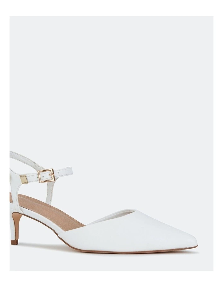 Indica Pumps in White image 2