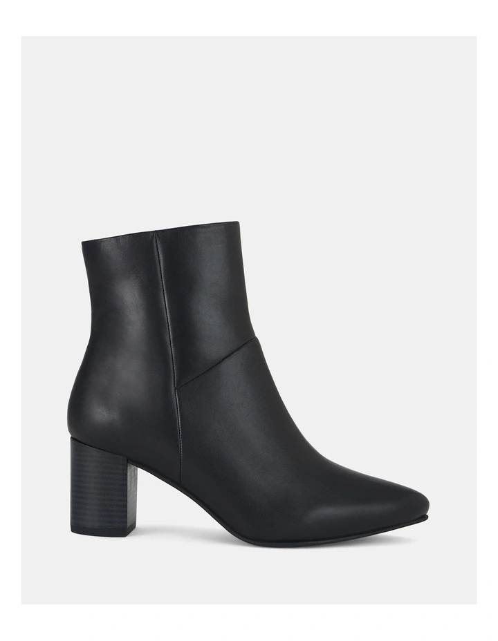 Tarvella Boots in Black image 1