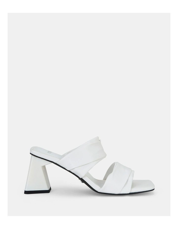 novo shoes white heels