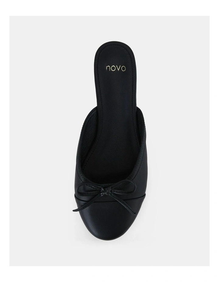 Chieti Flats in Black image 4