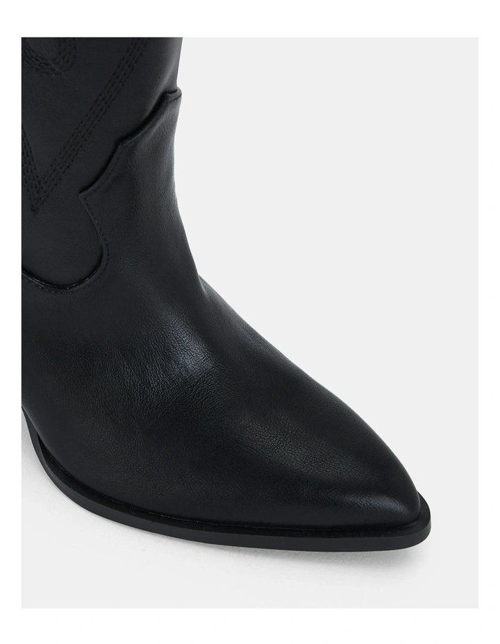 Heroes Boots in Black image 4