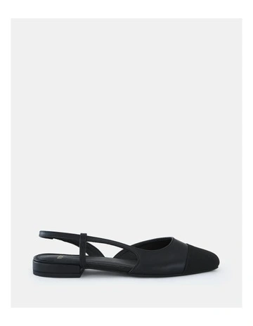 Classic Ballet Flats in Black
