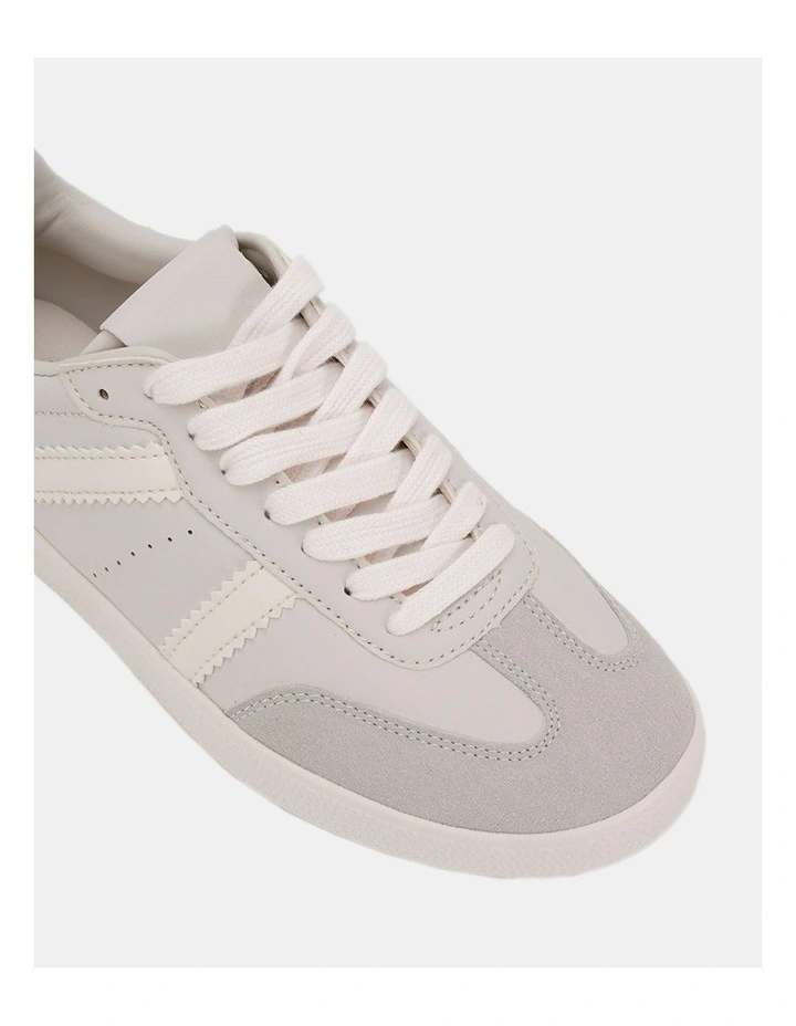 Cordoba Sneakers in Beige image 3