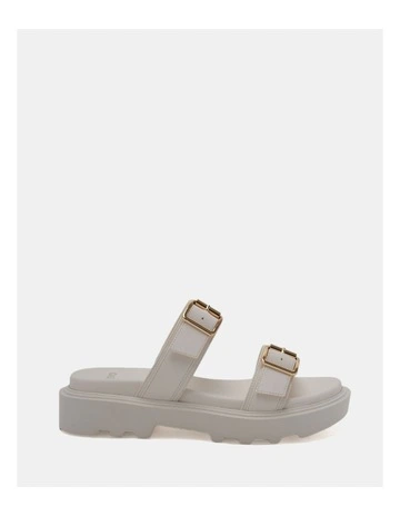 Saisha Flats in White