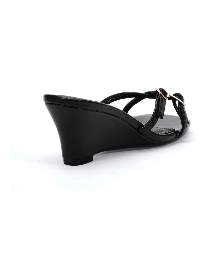 Zevo Wedge in Black image 3