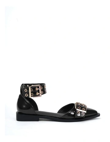 Zloan Flat in Black