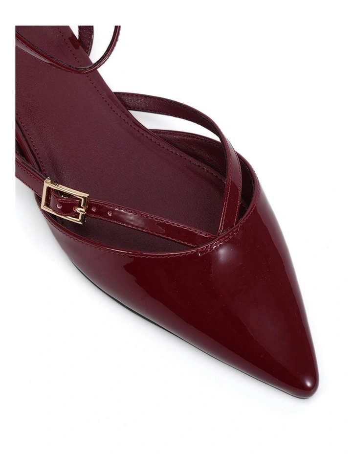 Calanthe Flat Shoe in Red image 4