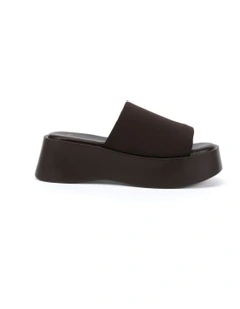 Banda Wedge in Milk Chocolate