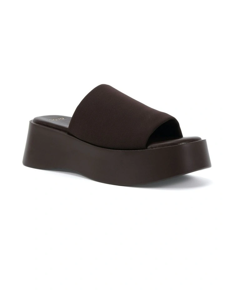 Banda Wedge in Milk Chocolate image 3
