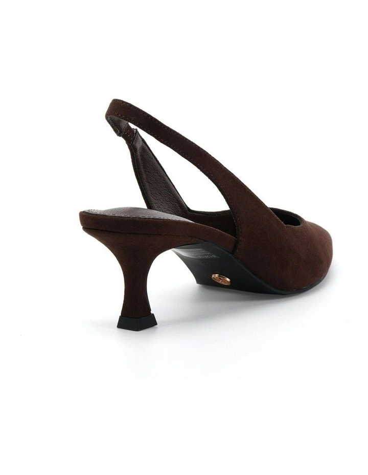 Idinna Pointed Toe Shoe in Brown image 3