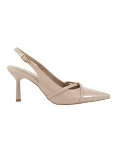 Irona Pointed Toe Shoe in Beige