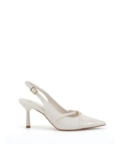 Irona Pointed Toe Shoe in White
