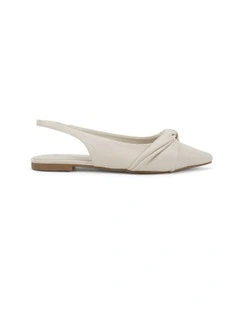 Carenna Flats in Cream