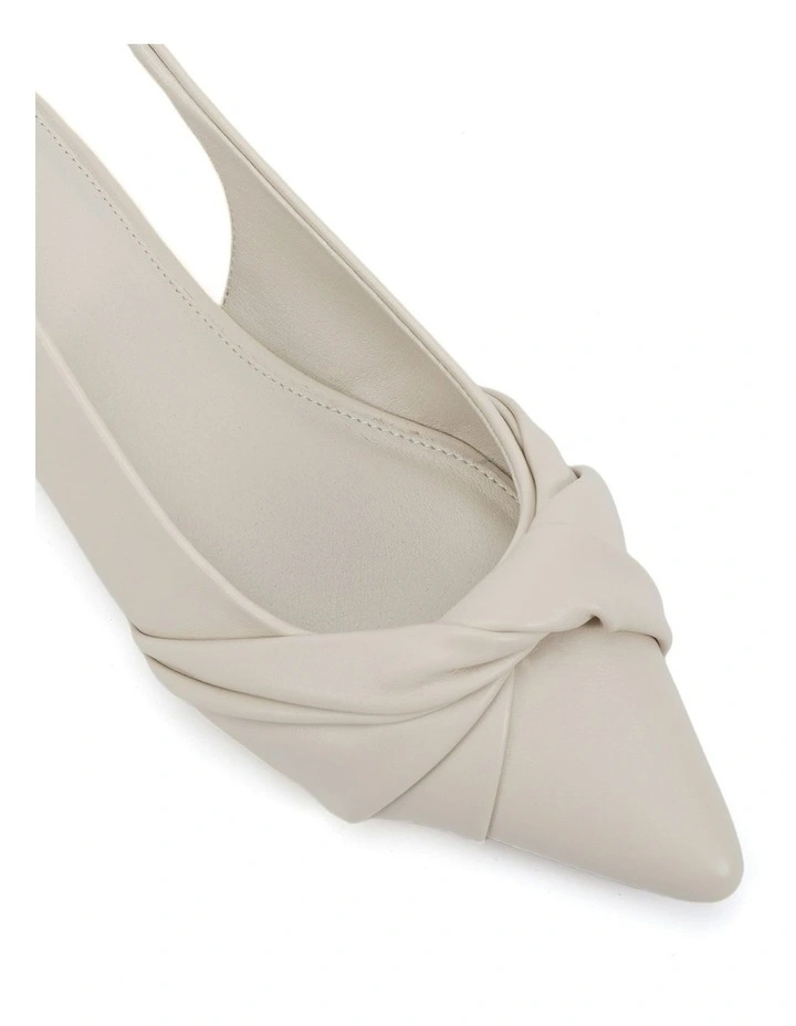 Carenna Flats in Cream image 4