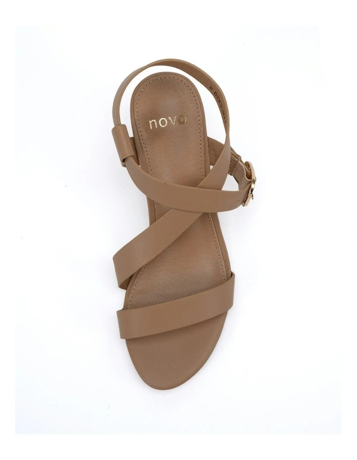 Vincenzo Heels in Camel image 5