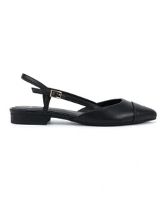 Couscous Ballet in Black