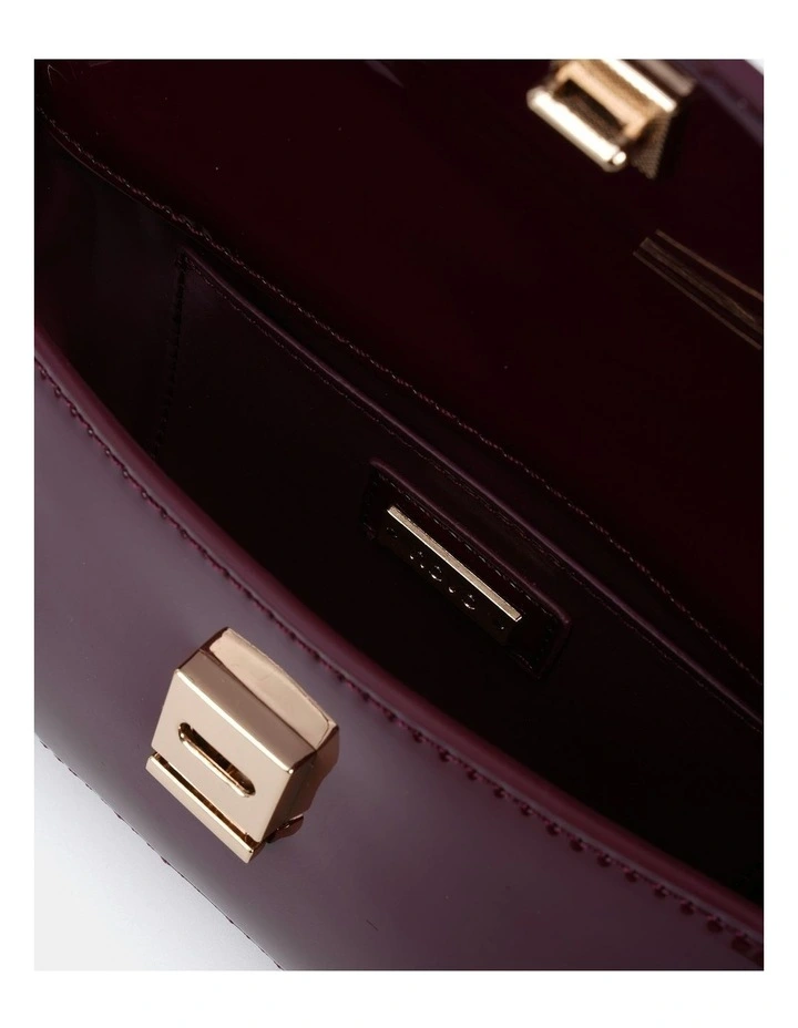 Alora Handbag in Burgundy image 3