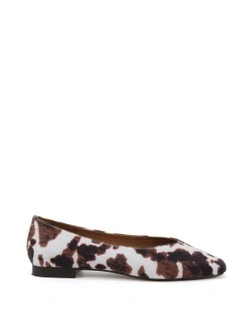 Chester Flats in Brown