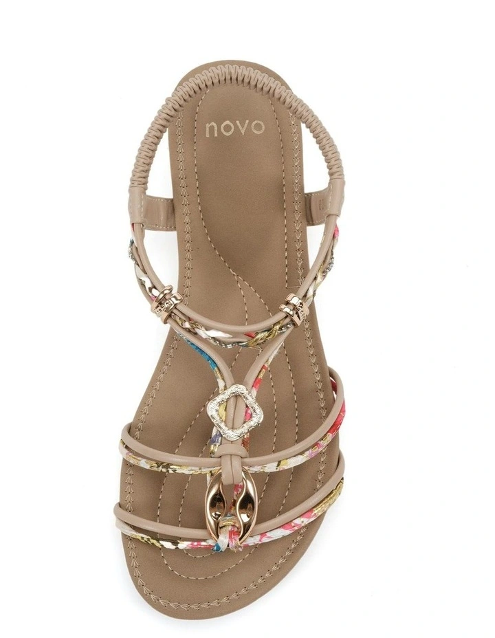 Elpanko Sandals in Beige image 5