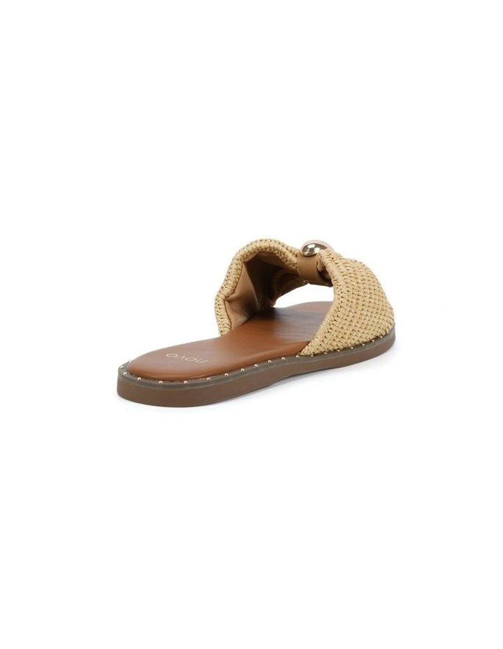 Saanvi Slides in Raffia image 3