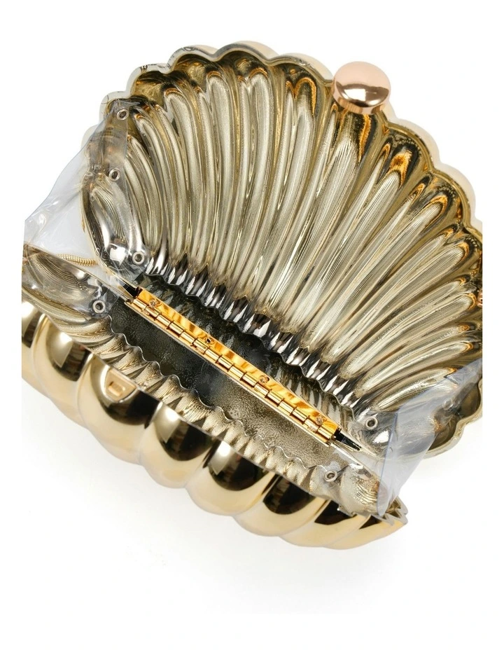 Ashell Clutch in Gold image 3