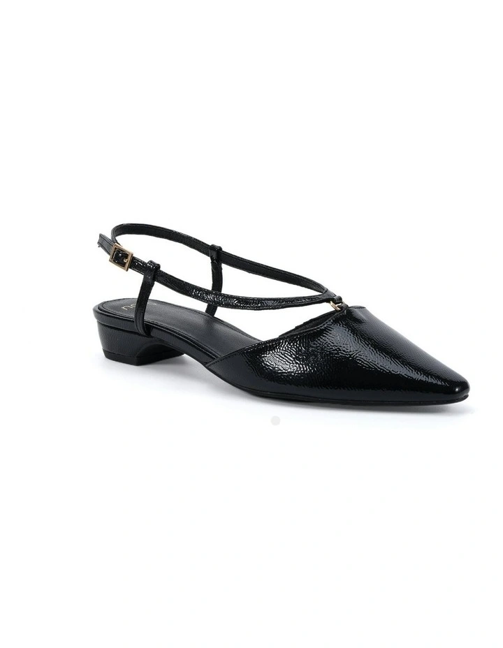 Carlista Smart Casual in Black Crinkle Patent image 2