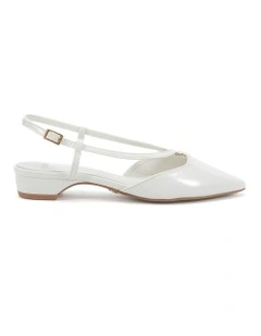 Carlista Smart Causal in White Crinkle Patent