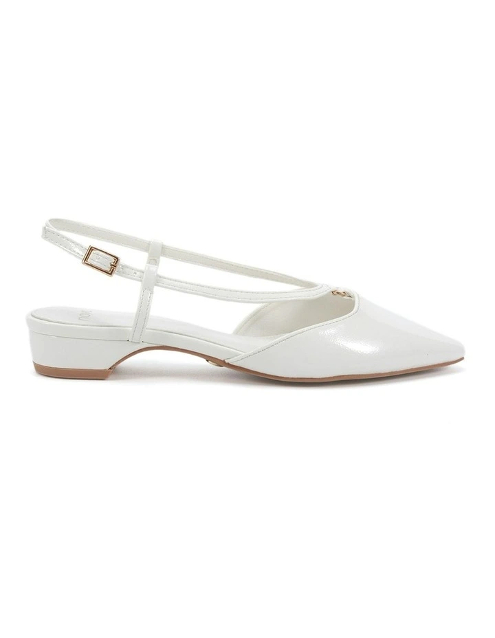 Carlista Smart Causal in White Crinkle Patent image 1