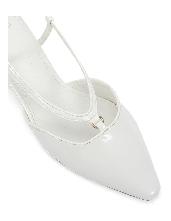 Carlista Smart Causal in White Crinkle Patent image 4
