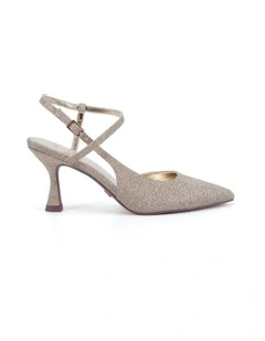 Pagoda Court Heels in Gold
