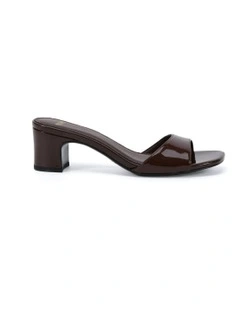 Viyan Block Heels in Milk Choc Patent