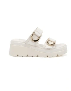 Blessing Wedges in Cream