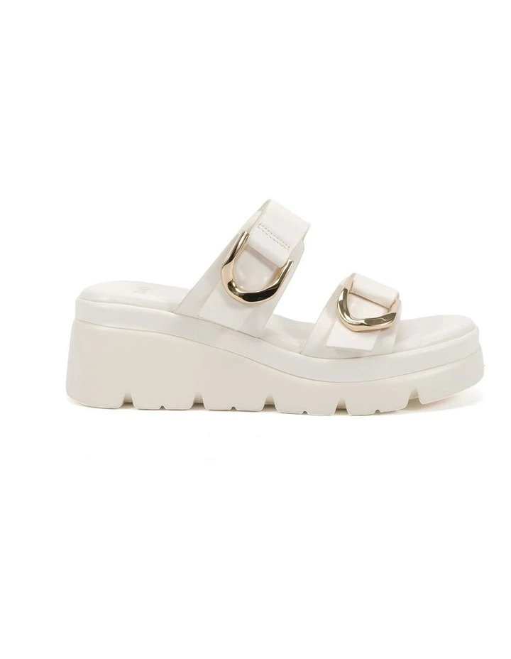 Blessing Wedges in Cream image 1