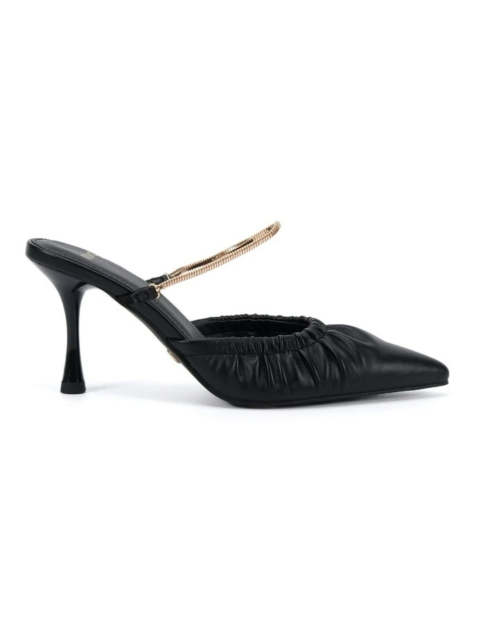 Itzal Court Heels in Black image 1