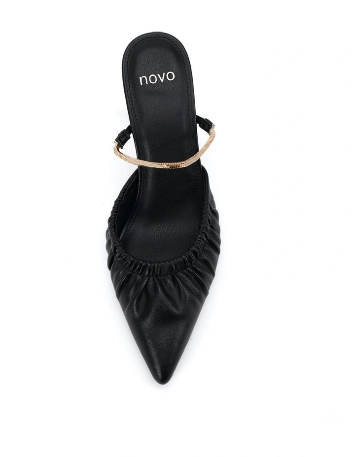 Itzal Court Heels in Black image 5